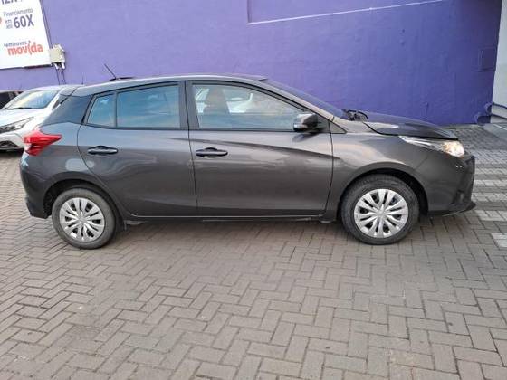 TOYOTA YARIS 1.5 16V FLEX XL MULTIDRIVE TOYOTA YARIS 1.5 16V FLEX XL MULTIDRIVE